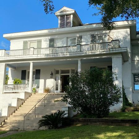The King'S Daughters B And B On The Bluff Overlooking The Mighty Mississippi Natchez Bagian luar foto