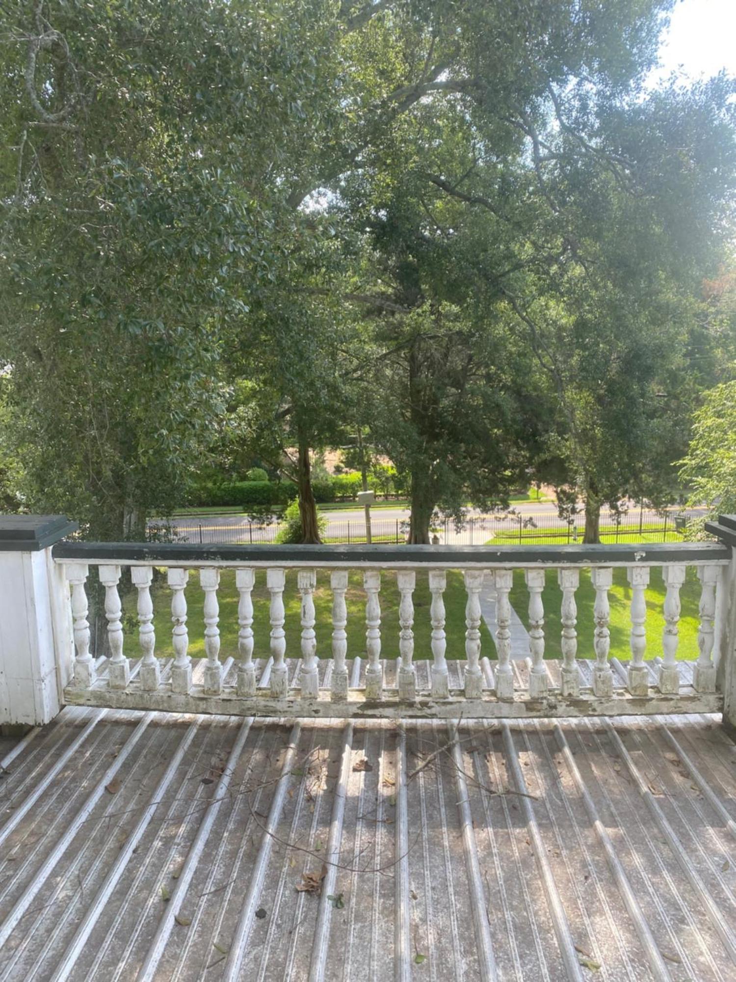 The King'S Daughters B And B On The Bluff Overlooking The Mighty Mississippi Natchez Bagian luar foto
